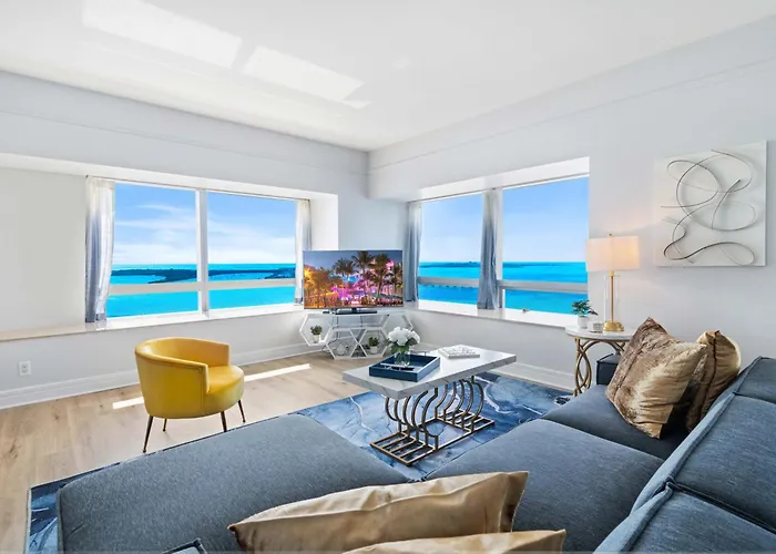 Casiola Apartments In Four Seasons Miami