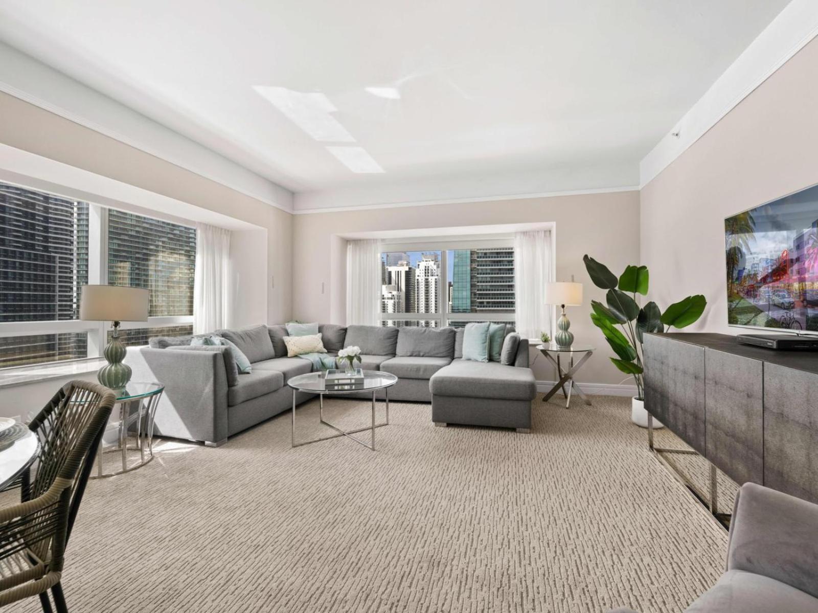 Casiola In Four Seasons Miami